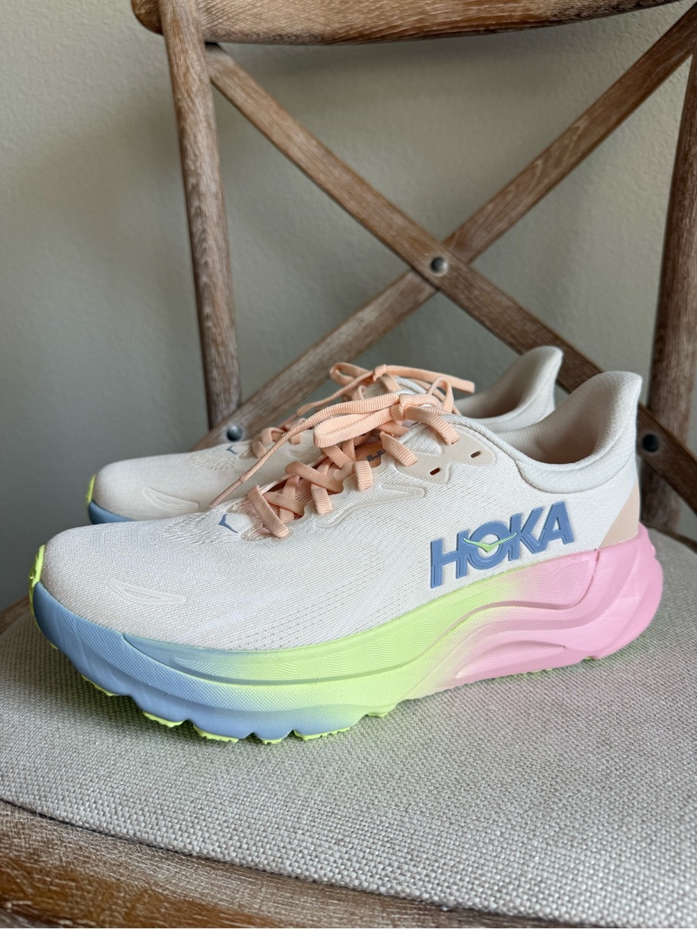 Hoka Arahi 8 Sneakers Alabaster / Tangerine Glow - Picture 2 of 7